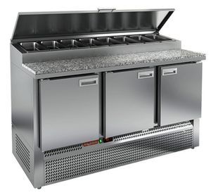 Купить PZE1-111/GN (1/3H) КАМЕНЬ стол для пиццы охл.(+2+10), 3 двери, 1485х700х850мм, глуб.камен.раб.пов.